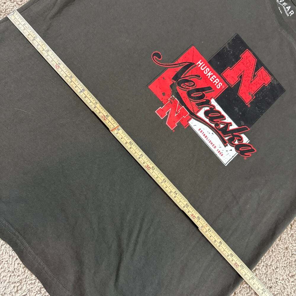 Nebraska Cornhuskers Womens Medium WEAR Erin Andrews Graphic T Shirt NCAA EUC - Picture 5 of 8